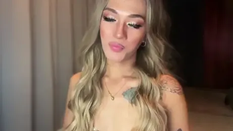 Hotsugarmollyxx webcam model stream image