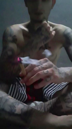 Tattooboy_19 webcam model stream image