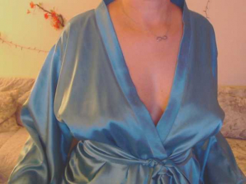 goodSnowQueen webcam model stream image