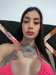 Zaratattoox webcam model stream image