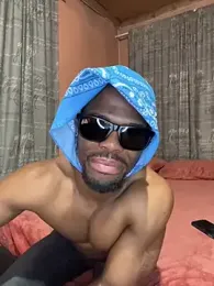 naughty_thick webcam model stream image