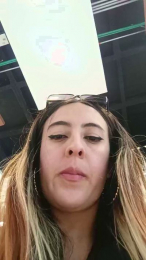 SarahRusso webcam model stream image