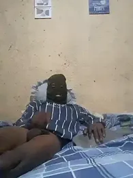 FeelingHornny webcam model stream image