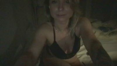 Evains1333 webcam model stream image