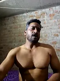 Rabi_BULKBEAST webcam stripchat model stream image