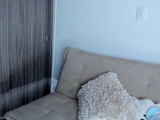 Tamy Serra webcam flirt4free model stream image