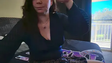 PlayfulcurvyyMilf webcam model stream image