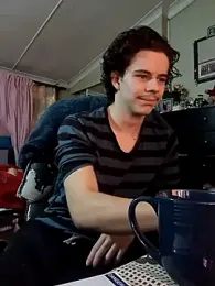 Azmodan_kik webcam model stream image