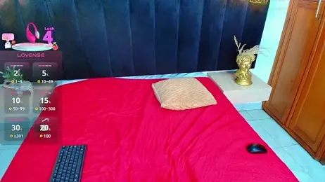 debora_larouge webcam stripchat model stream image