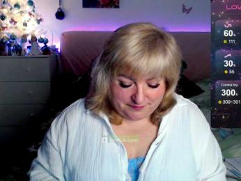 _SmileMila_ webcam bongacams model stream image