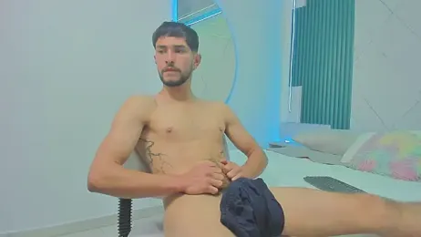 Aronn_King webcam model stream image