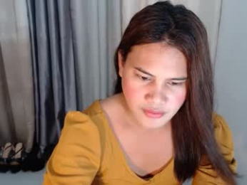 tshotmelinaxxx69 webcam model stream image