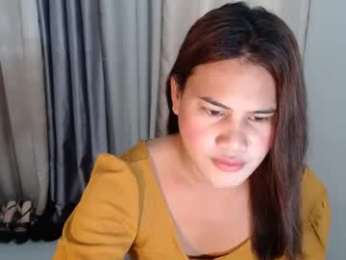 tshotmelinaxxx69 webcam model stream image