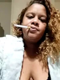 MaitresseSandra webcam model stream image