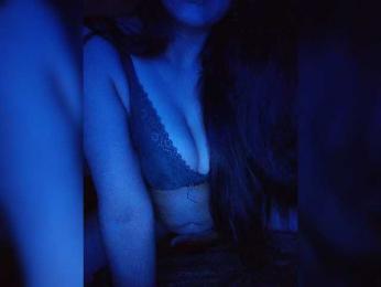 ms-anika webcam bongacams model stream image