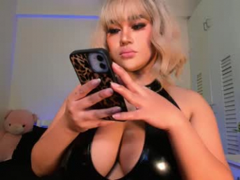 bellaswildcummer webcam model stream image