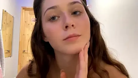 Adel_strongwoman webcam model stream image