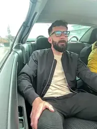 Michel_huge webcam model stream image