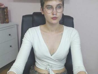 Soft-Sarah webcam model stream image