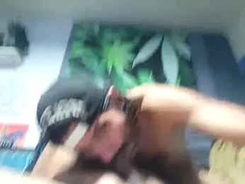 tokeNcum2pnp2 webcam stripchat model stream image