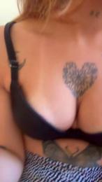 Angel_hot35 webcam model stream image