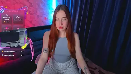 moon_siren webcam stripchat model stream image