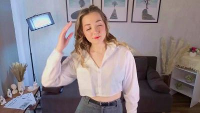 AundreaGillion webcam model stream image