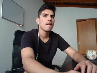 Bryan Mayers webcam model stream image