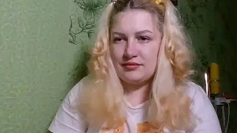 SweetyPeache webcam stripchat model stream image