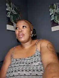 SWEETDOLLY29XX webcam model stream image