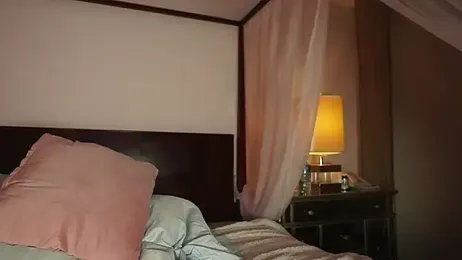 Katyerave webcam stripchat model stream image