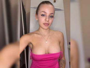 Darina_Milk webcam model stream image