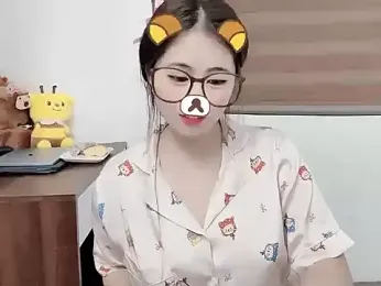 Amelia-babee webcam model stream image