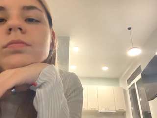 jenniekrone webcam camsoda model stream image