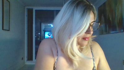 Ladysu webcam model stream image