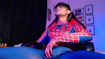 isaac_saenz webcam model stream image
