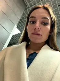 -AngelAri- webcam model stream image