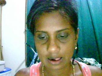 Anshia webcam model stream image