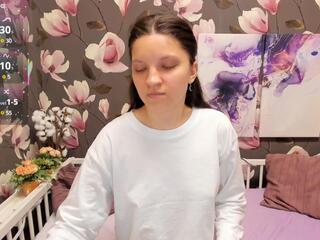 Melanie Silver webcam model stream image
