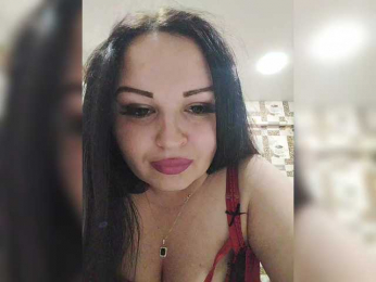 Monica- webcam model stream image