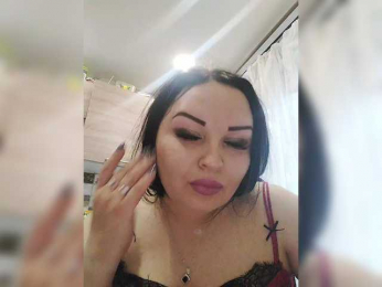 Monica- webcam model stream image