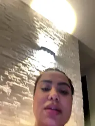 valeria2019hot webcam model stream image