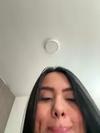 valeria2019hot webcam model stream image