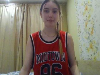 EvaHarris webcam model stream image