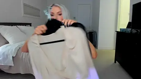 Kymmmy webcam model stream image