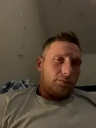 aaronmc311840 webcam model stream image