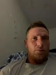 aaronmc311840 webcam model stream image