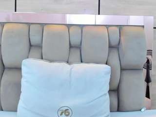 karol-lewiss webcam model stream image