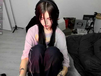 emololli webcam model stream image