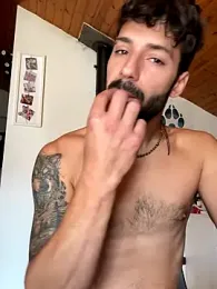 fisicato webcam stripchat model stream image